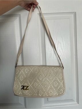 NWOT AZ Elegant Cream Woven Clutch with Shoulder Strap and Gold Accent